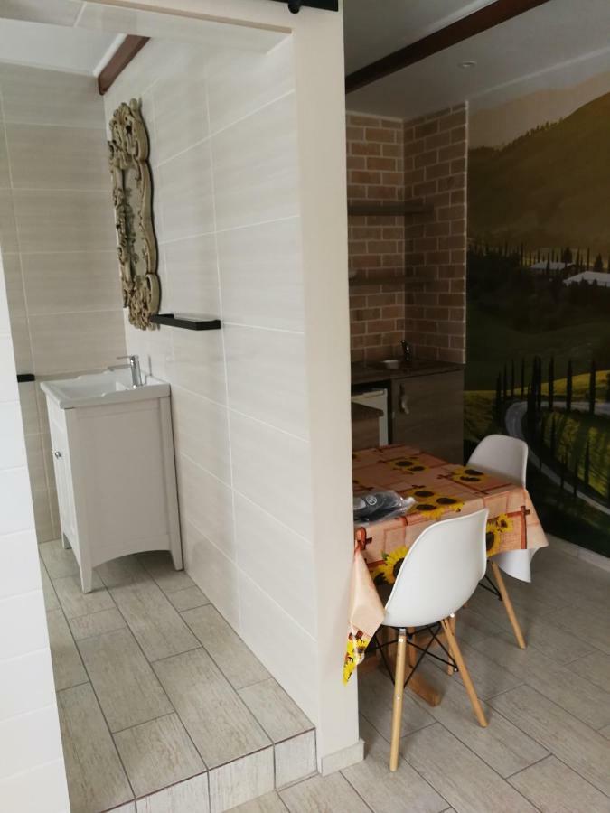 Posto Al Sole - Il Bacio Apartamento Bellville Exterior foto